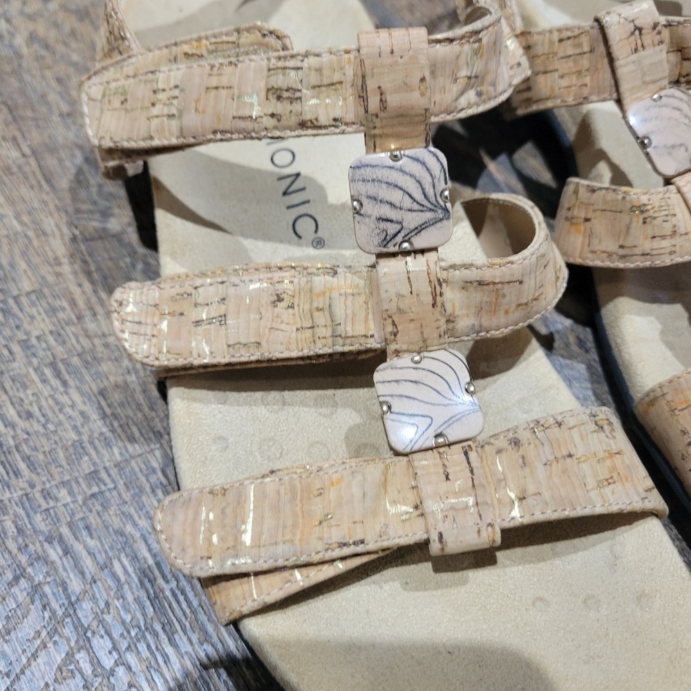 Vionic Amber Sandals - image 5